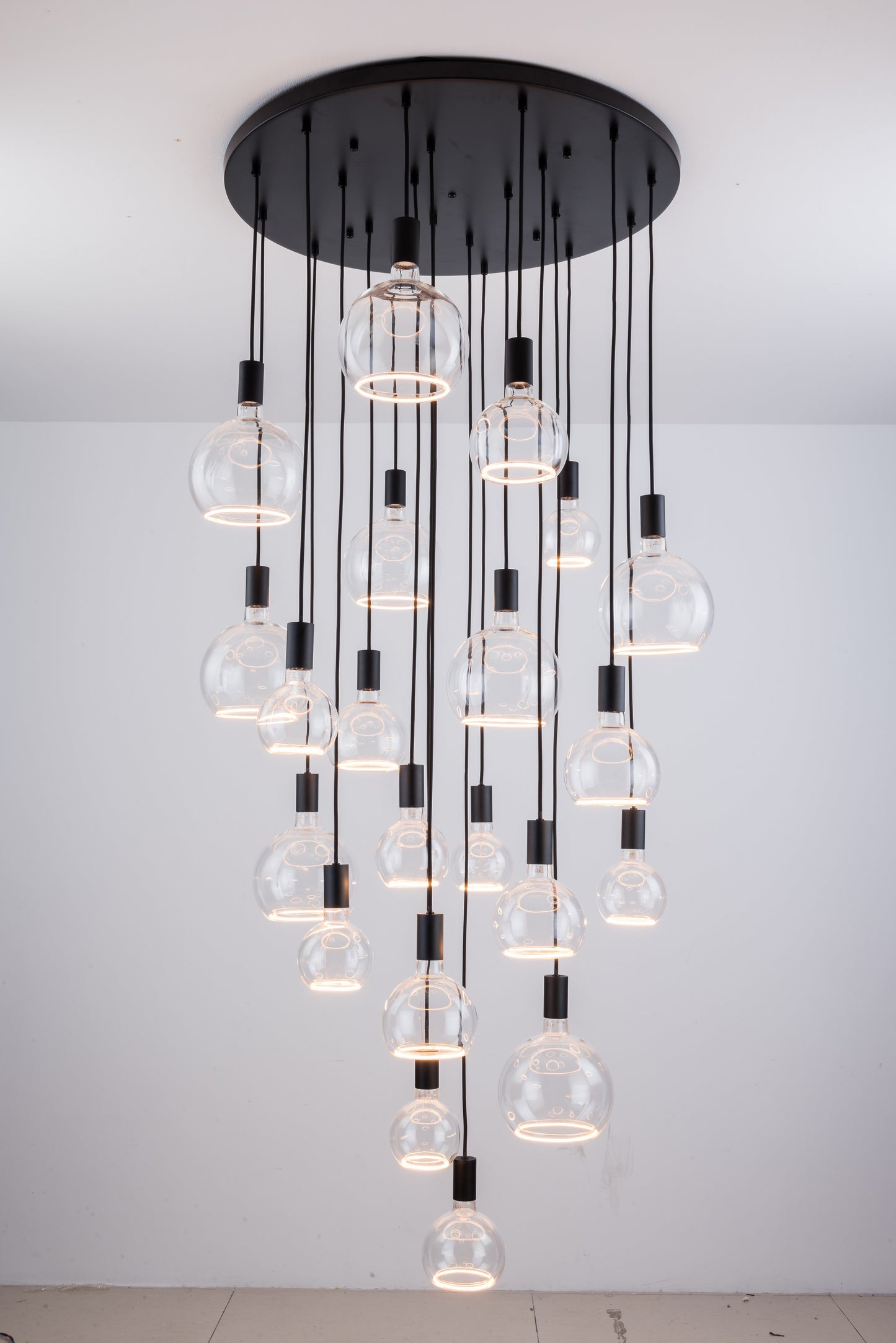 Harlow Round 21 Pendant Cluster - Base Only