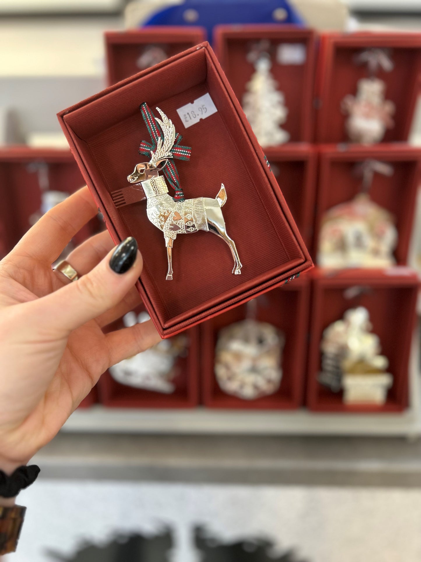 Metal Boxed 3D Reindeer Hanging Decoration