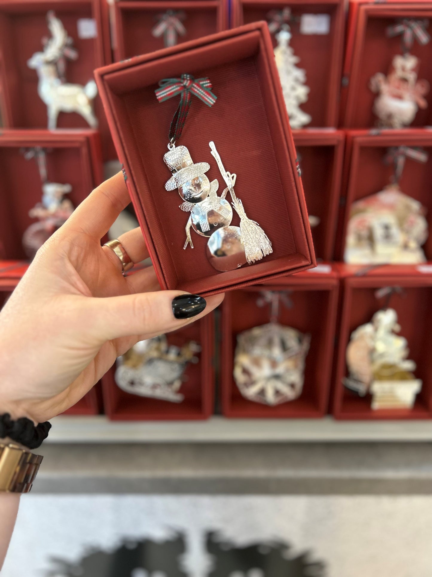 Metal Boxed Snowman Hanging Decoration