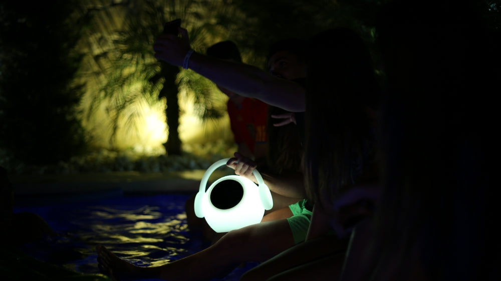 Sully IP44 Portable Speaker Light